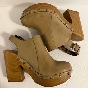LIKE NEW‼️KORKS “Delaney” Platform Clog -8M